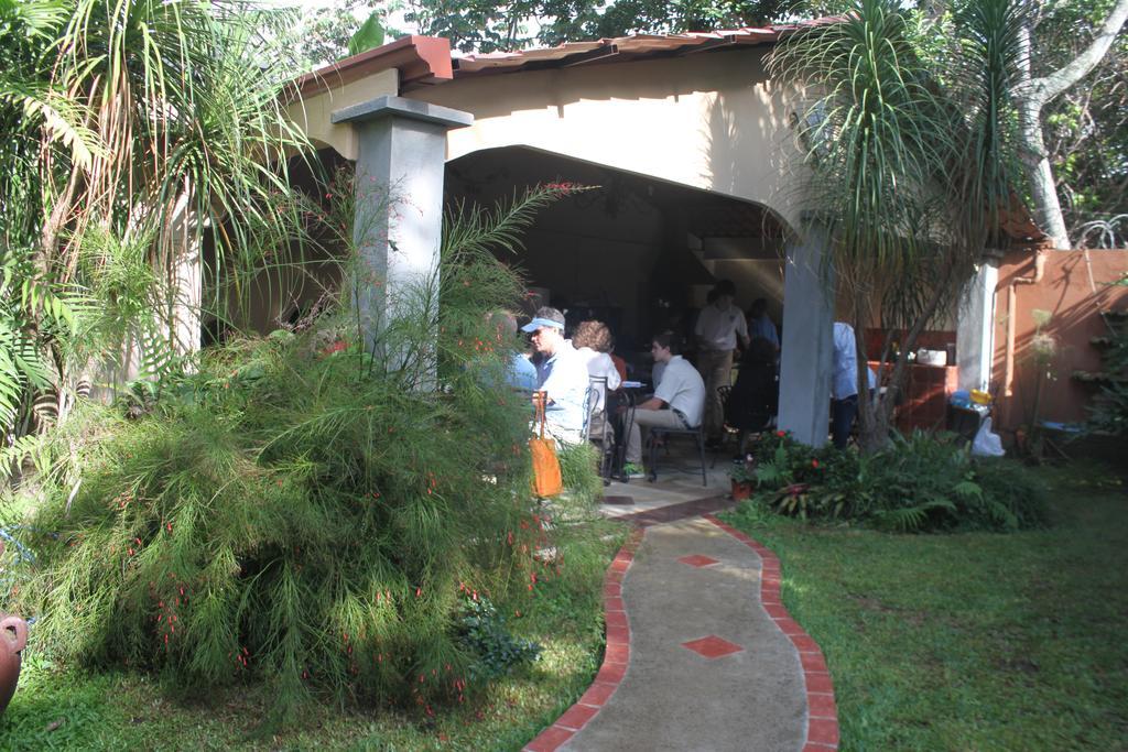 Hotel Santa Maria Inn San Juan Abajo Exterior foto